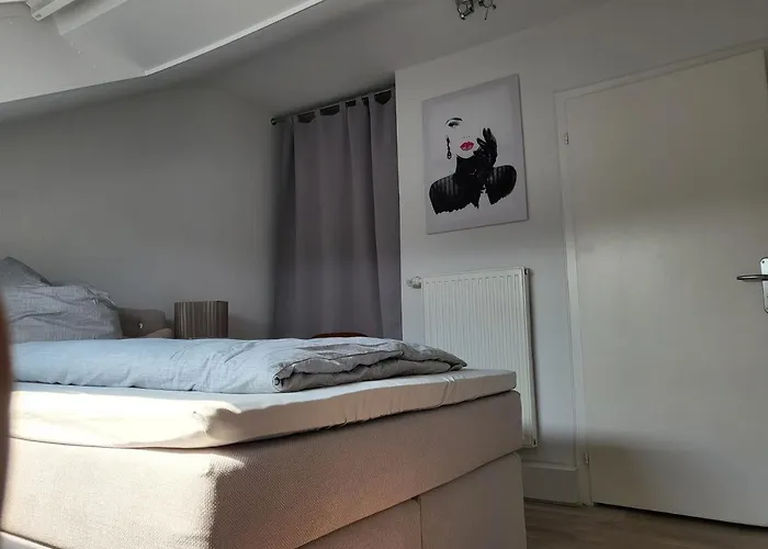 Lounge 5 Singleapartment شقة