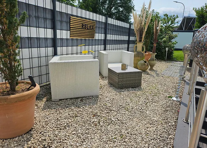 Lounge 5 Singleapartment شقة *